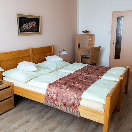 הרניצה Hotel Cementar מראה חיצוני תמונה
